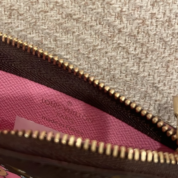 Louis Vuitton Vivienne Holiday key Pouch - new in box - Picture 7 of 7